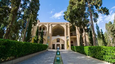 سالن مطالعه کیان در کاشان - محیط مطالعه مناسب پسرانه